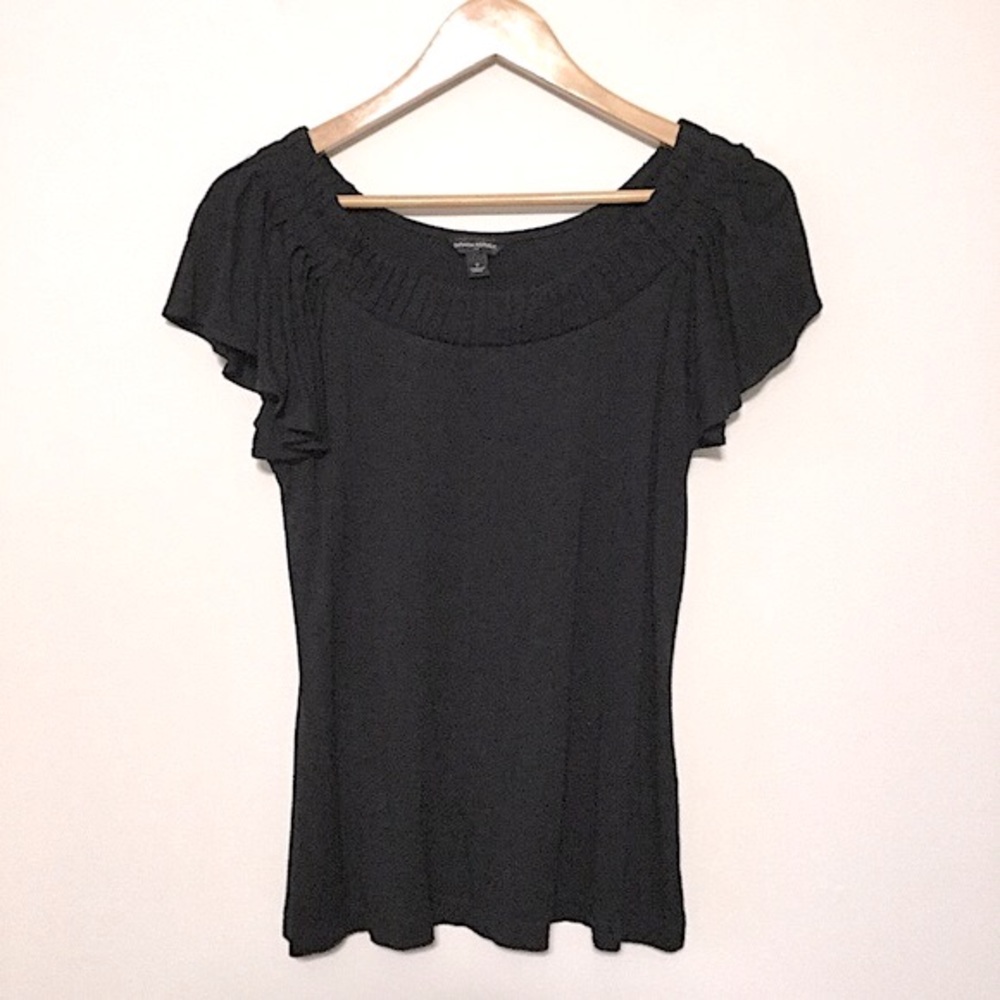 BANANA REPUBLIC sz Small Top Blouse Flutter Short Sleeves Scoop Neck Black